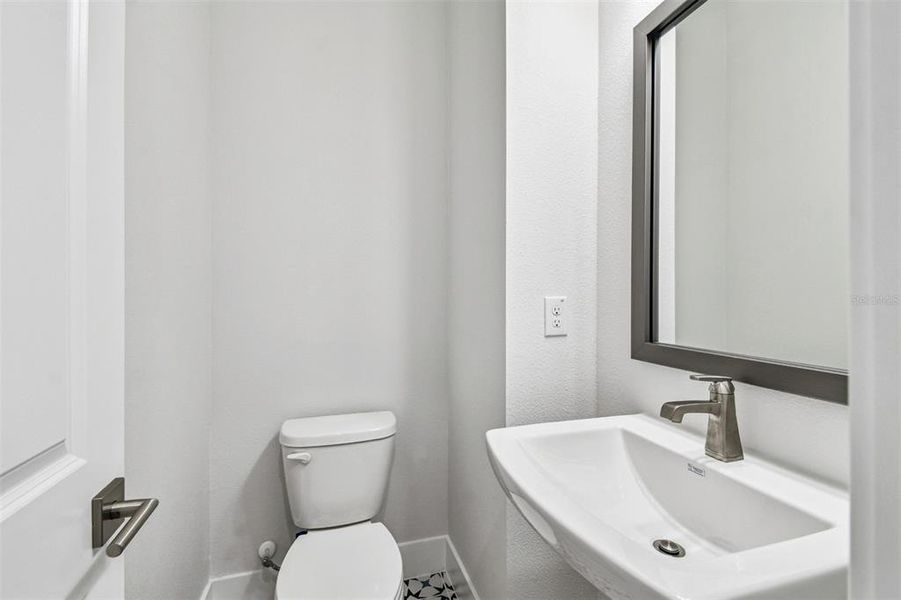 Furnished interior view inside a new home in Apex at Seminole Heights, Tampa (Image 9).