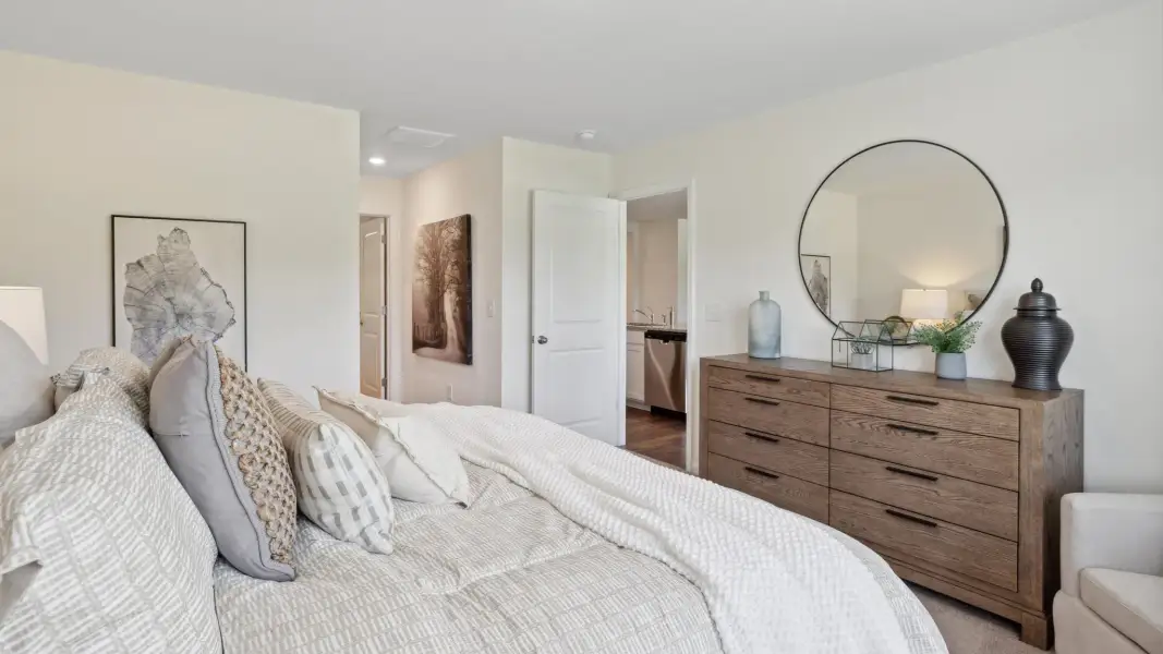 Furnished interior view inside a new home in Creekside Ridge, Dandridge (Image 15).