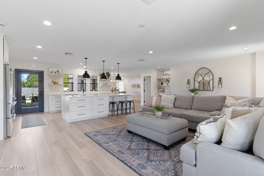 Spacious Open Floor Plan Spacious Open Floor Plan