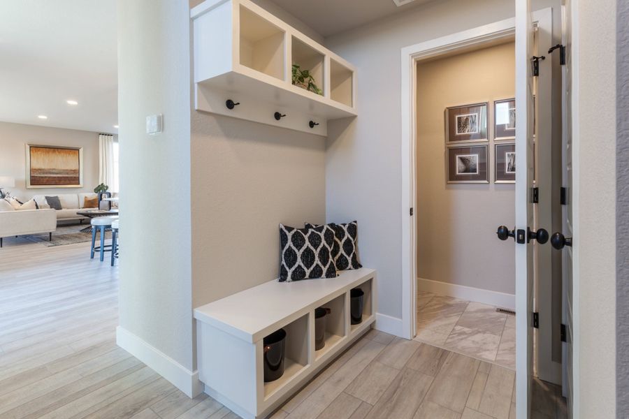 Representative furnished interior of a home built from the Galileo by Hartford Homes in Trailside, Timnath (Image 35).