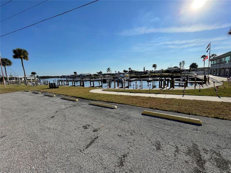 Community amenities in , North Port (Image 8). Community amenities in , North Port (Image 8).