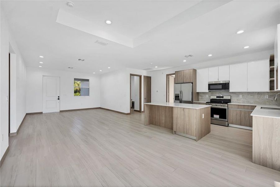 Image 27 of a home in .