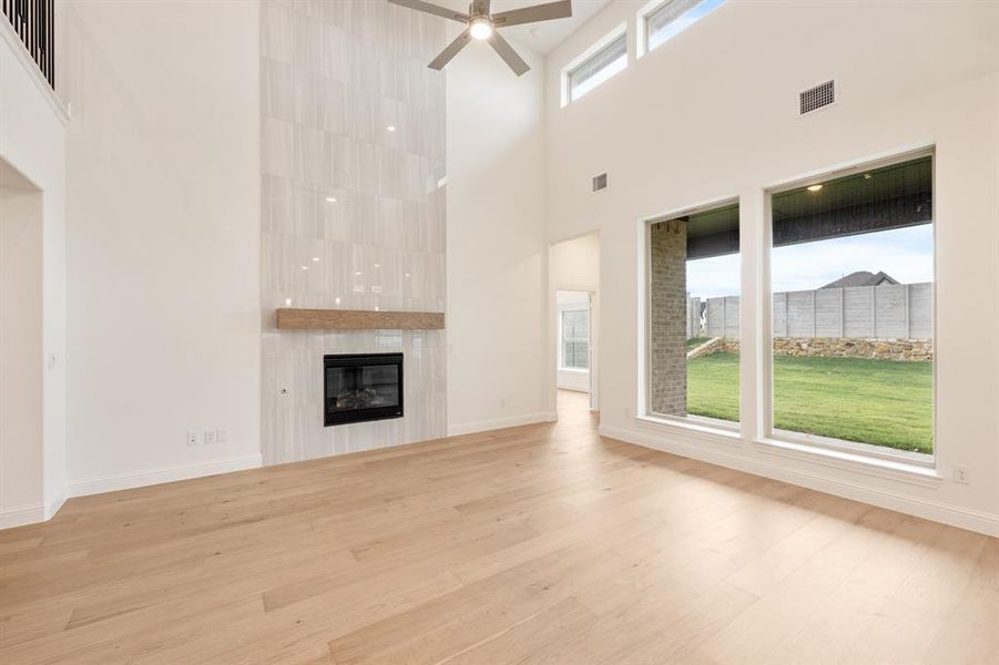 Spacious, unfurnished interior of a new home in Painted Tree Woodland District 50, McKinney (Image 21). Spacious, unfurnished interior of a new home in Painted Tree Woodland District 50, McKinney (Image 21).