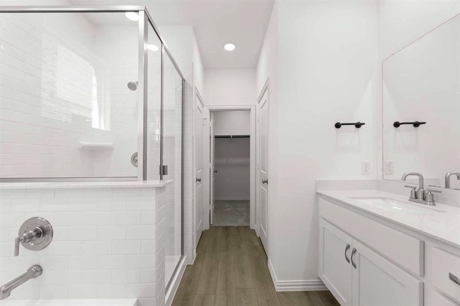 Furnished interior view inside a new home in Devonshire 40s, Forney (Image 12).