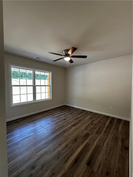Spacious, unfurnished interior of a new home in , Dahlonega (Image 7).