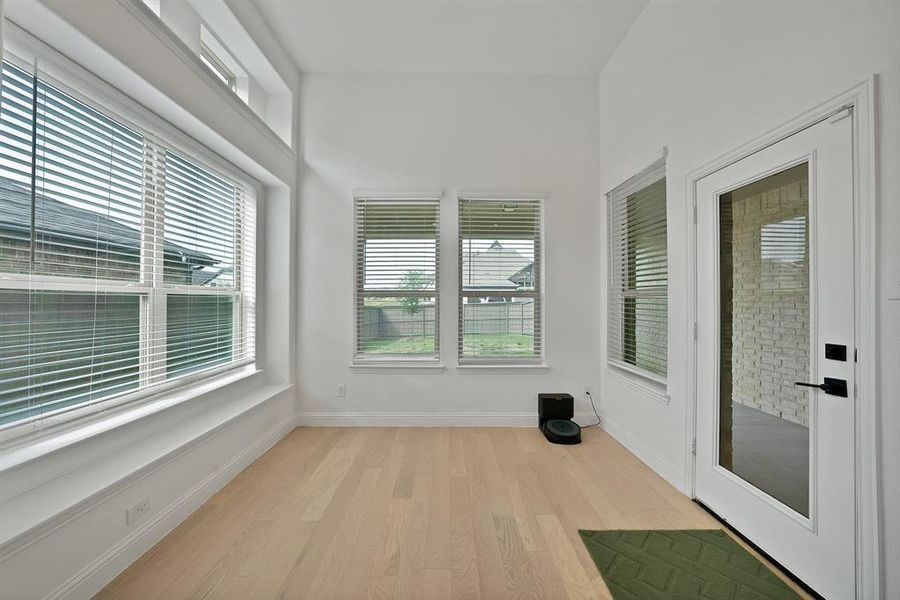 Spacious, unfurnished interior of a new home in , Venus (Image 25).