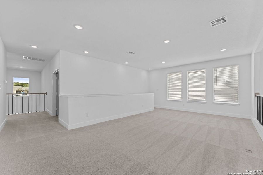 Spacious, unfurnished interior of a new home in , New Braunfels (Image 25). Spacious, unfurnished interior of a new home in , New Braunfels (Image 25).