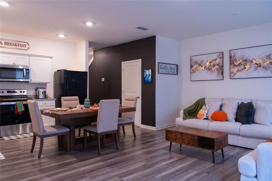 Furnished interior view inside a new home in , Palmetto (Image 5). Furnished interior view inside a new home in , Palmetto (Image 5).