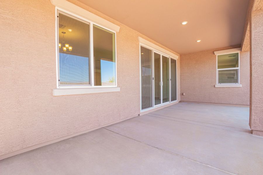 2D floor plan layout of this home in The Views at Rancho Cabrillo, Peoria, AZ (Image 2).