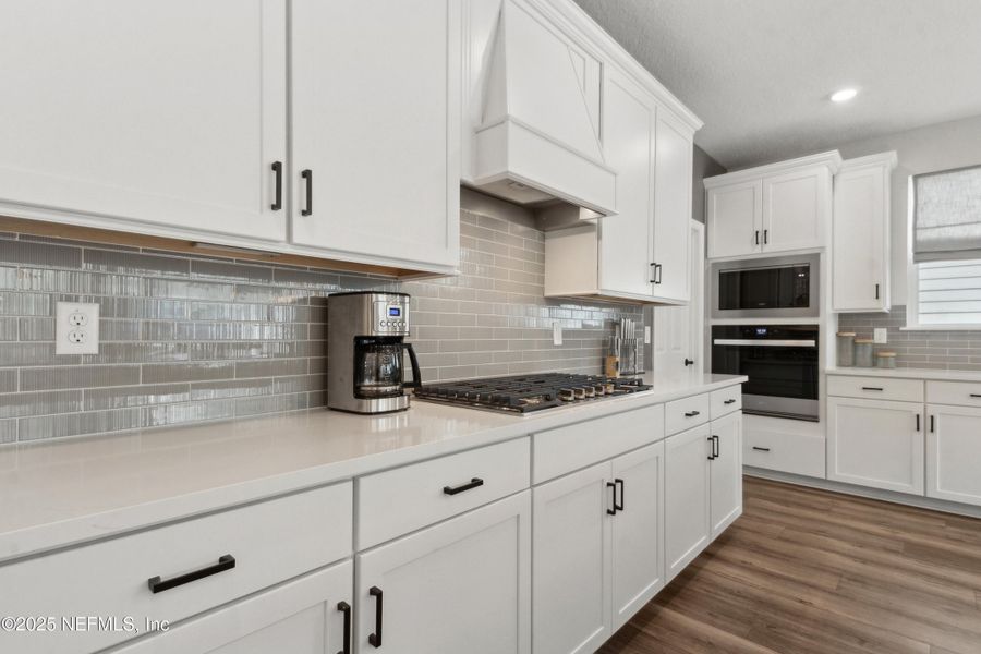 Furnished interior view inside a new home in , Yulee (Image 12). Furnished interior view inside a new home in , Yulee (Image 12).