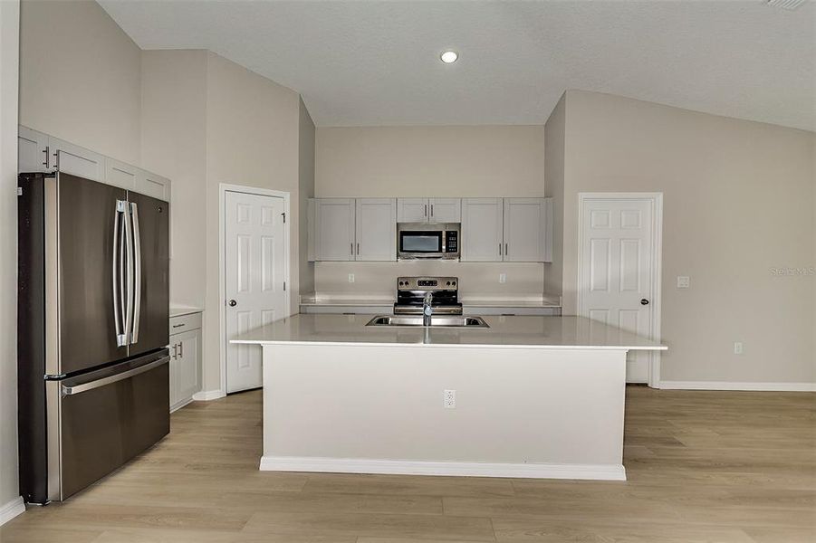 Furnished interior view inside a new home in Pasadena Ridge, Zephyrhills (Image 24).