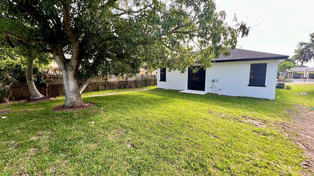 Exterior details and patio area of a home in , Riviera Beach (Image 3). Exterior details and patio area of a home in , Riviera Beach (Image 3).