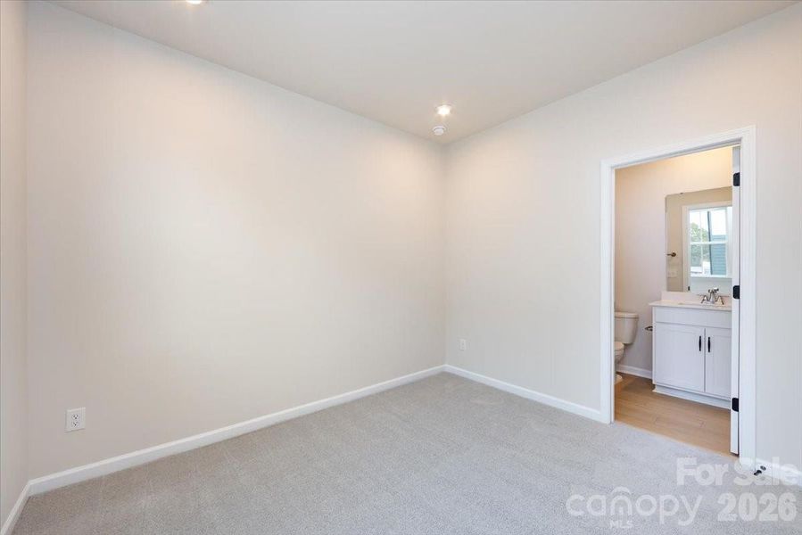 First Floor Bedroom en Suite