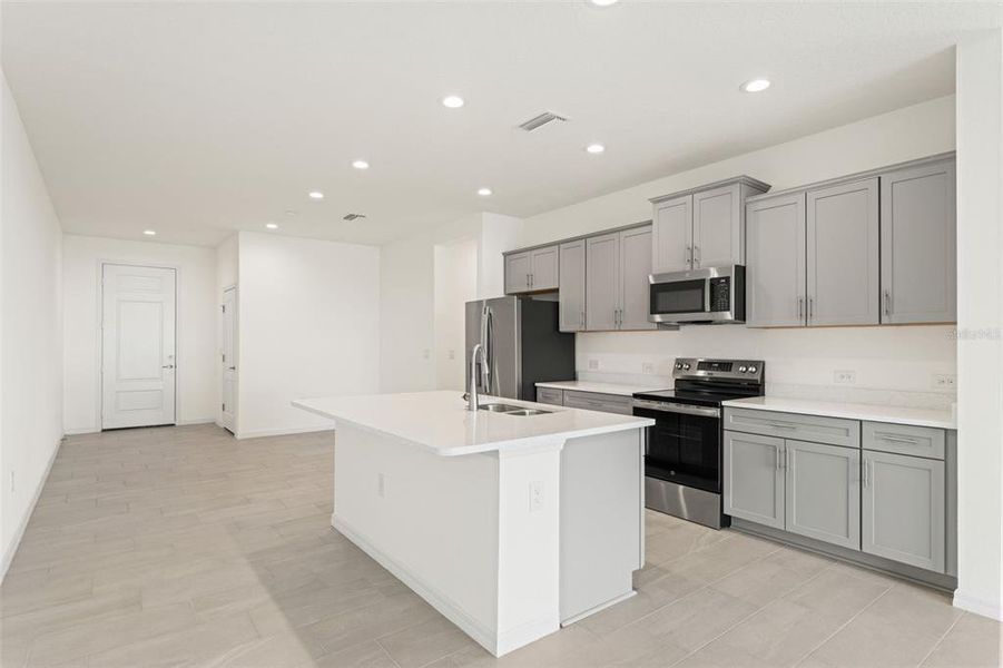 Furnished interior view inside a new home in , Bradenton (Image 8).