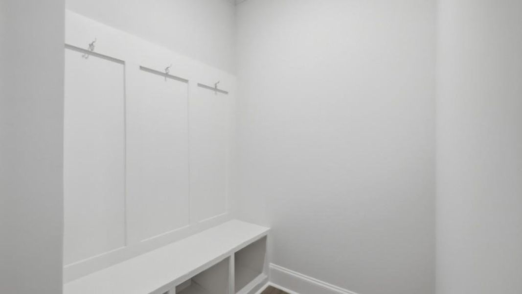 Spacious, unfurnished interior of a new home in Haven Abbey, Cumming (Image 30).