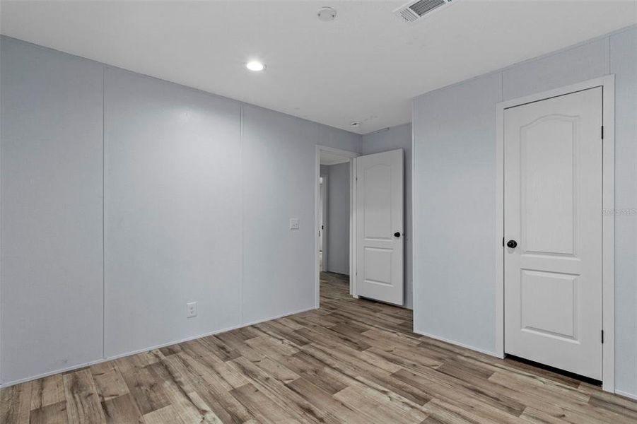 Spacious, unfurnished interior of a new home in , Homosassa (Image 30). Spacious, unfurnished interior of a new home in , Homosassa (Image 30).