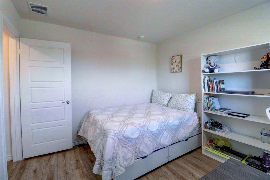 Furnished interior view inside a new home in , McKinney (Image 27). Furnished interior view inside a new home in , McKinney (Image 27).