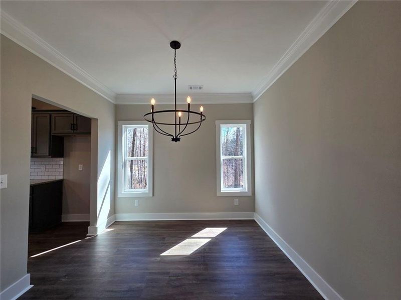 Spacious, unfurnished interior of a new home in , Dallas (Image 12).