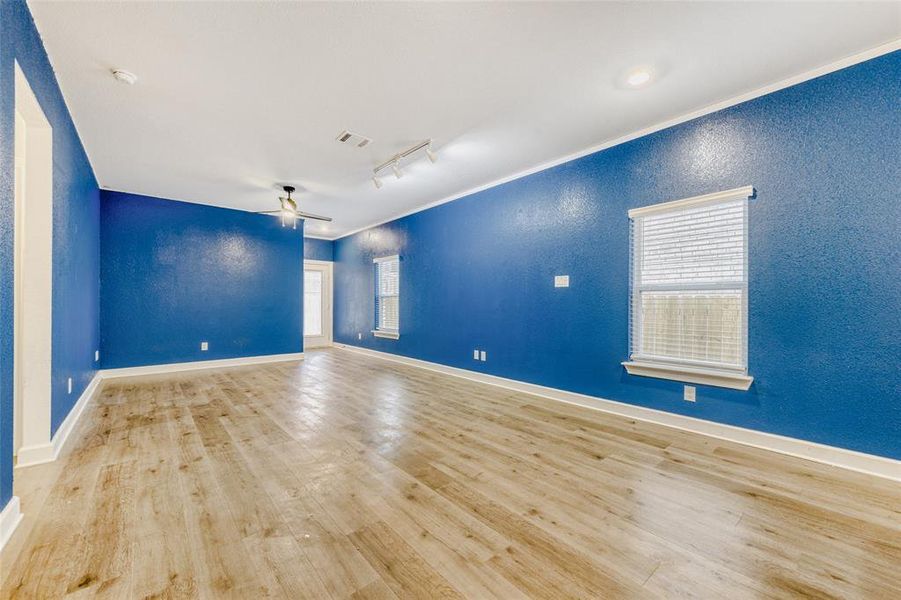 Spacious, unfurnished interior of a new home in Princeton Heights, Princeton (Image 9).