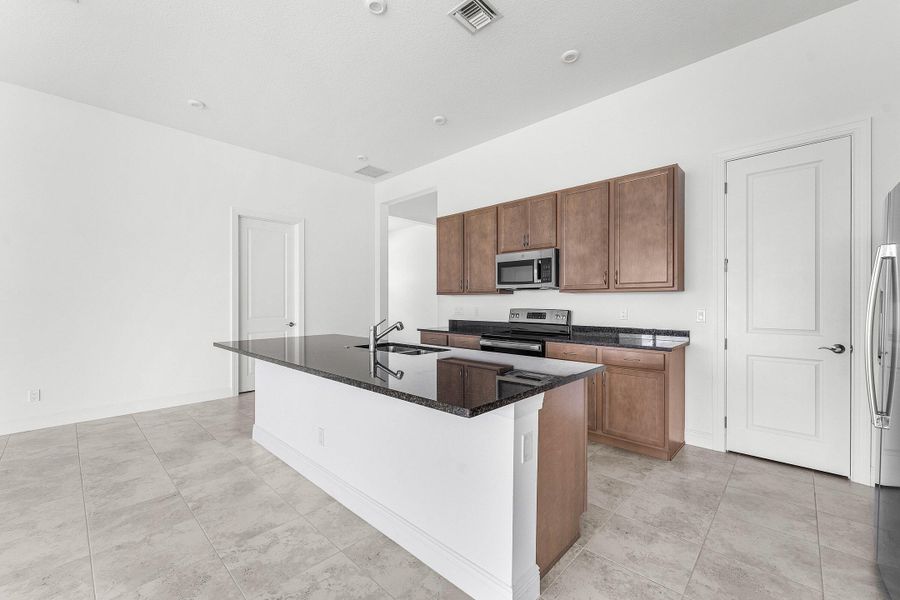 010-9214SouthwestEsuleWay-PortStLucie-FL