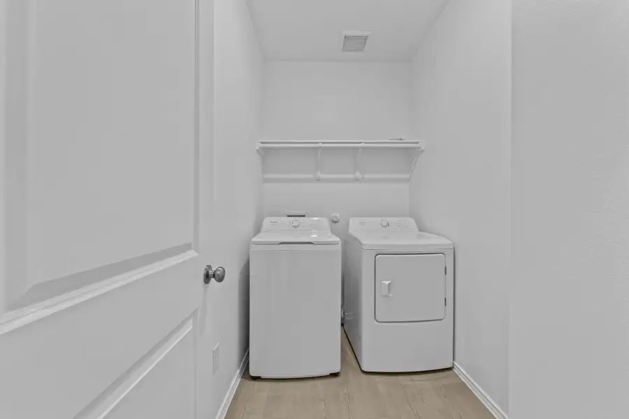 Furnished interior view inside a new home in Schriber Ranch, Mustang Ridge (Image 5).