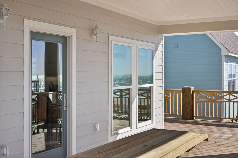 Exterior details and patio area of a home in , Bolivar (Image 23).