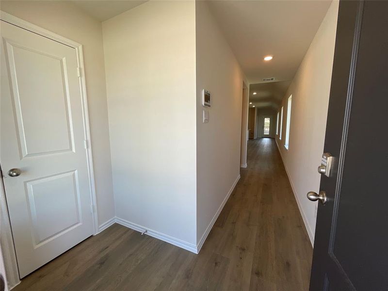 Spacious, unfurnished interior of a new home in Elevon, Lavon (Image 13).