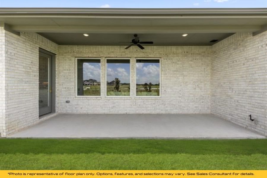 Representative exterior details of a home built from the St Lucia by Stonefield Homes in Heath Golf and Yacht Club, Rockwall (Image 3).