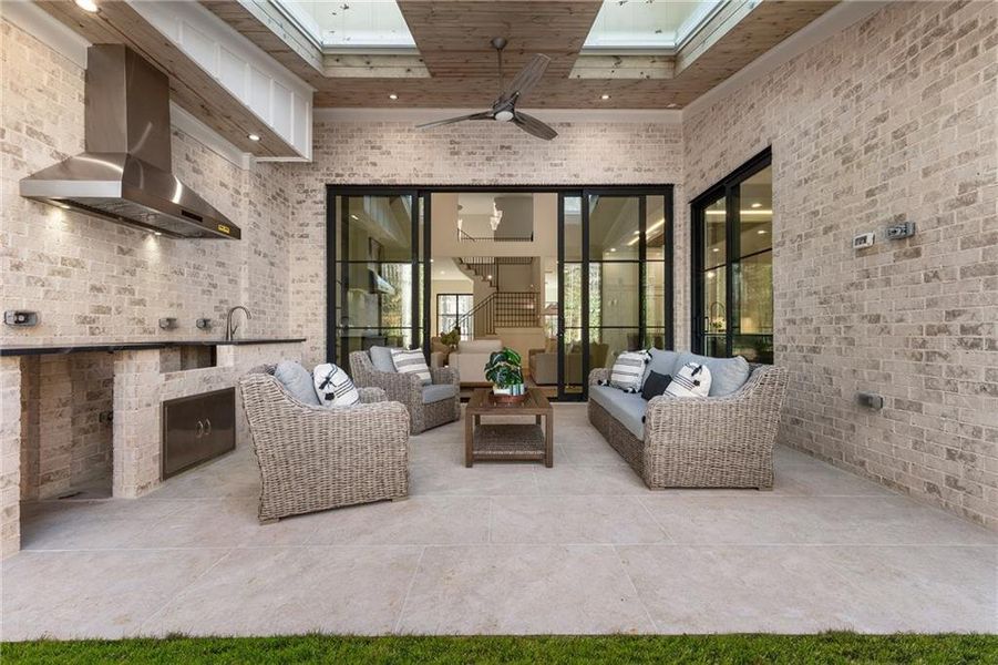 Exterior details and patio area of a home in , Alpharetta (Image 33).