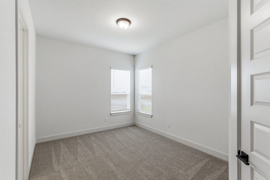 Spacious, unfurnished interior of a new home in Regency Ranch, Marion (Image 44).