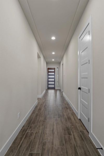 Spacious, unfurnished interior of a new home in Crescent Bluff, Georgetown (Image 19). Spacious, unfurnished interior of a new home in Crescent Bluff, Georgetown (Image 19).