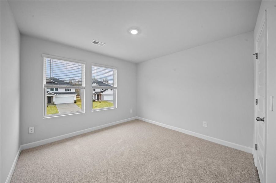 Spacious, unfurnished interior of a new home in Collier Ridge, Moore (Image 20).