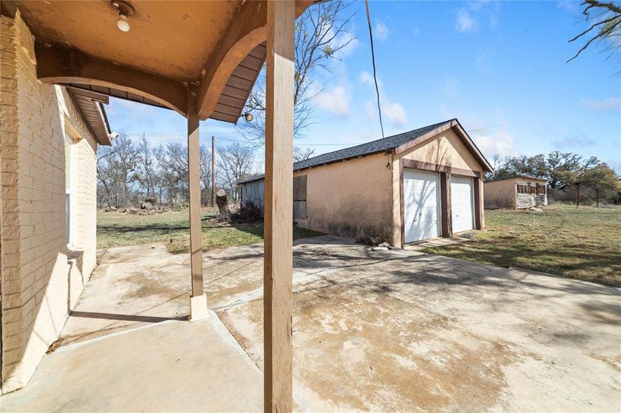 Image 28 of a home in . Image 28 of a home in .