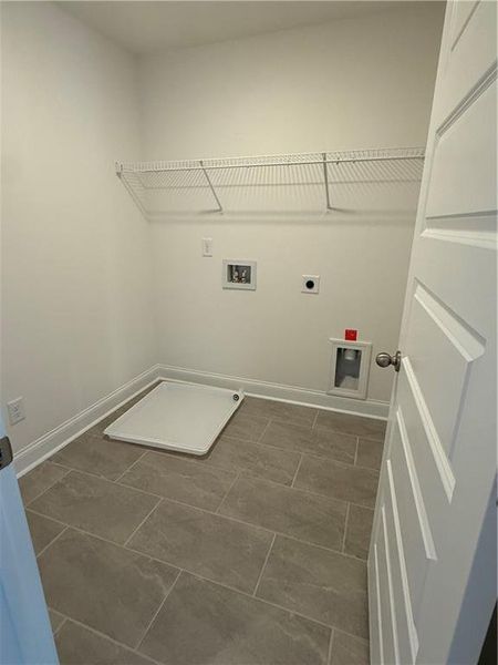 Spacious, unfurnished interior of a new home in Somerset at Riverbrook, Gainesville (Image 20).