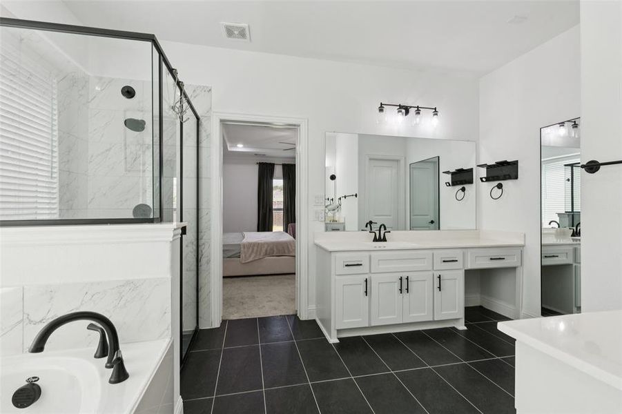 Furnished interior view inside a new home in , McKinney (Image 18). Furnished interior view inside a new home in , McKinney (Image 18).