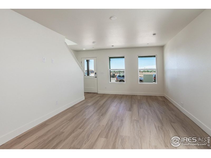 EXAMPLE PHOTO: DINING AND LIVING