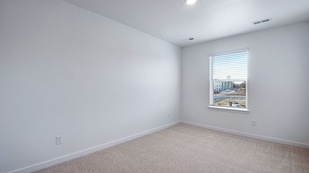 Spacious, unfurnished interior of a new home in Arcadia, Denver (Image 20).