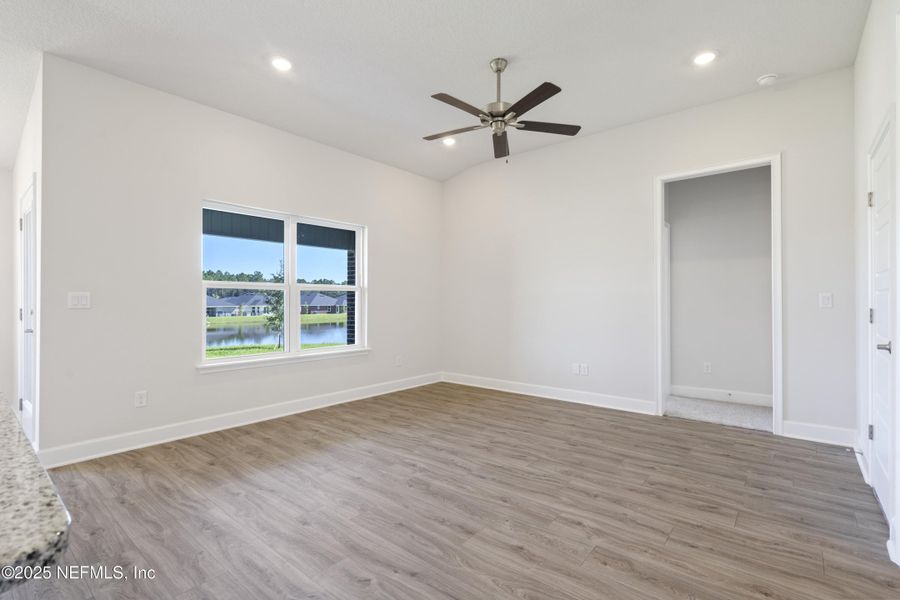 Spacious, unfurnished interior of a new home in Shadow Crest at Rolling Hills, Green Cove Springs (Image 13).