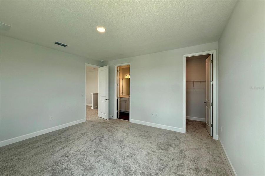 Spacious, unfurnished interior of a new home in Emerson Pointe, Apopka (Image 58).