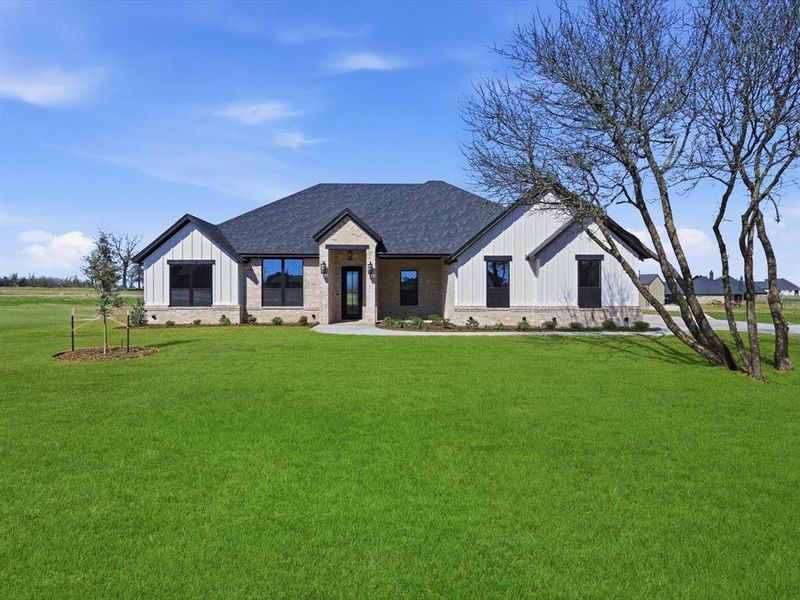 Image 36 of a home in . Image 36 of a home in .