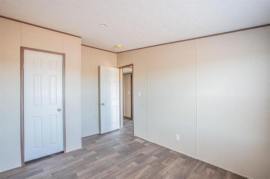 Spacious, unfurnished interior of a new home in , Poolville (Image 19).