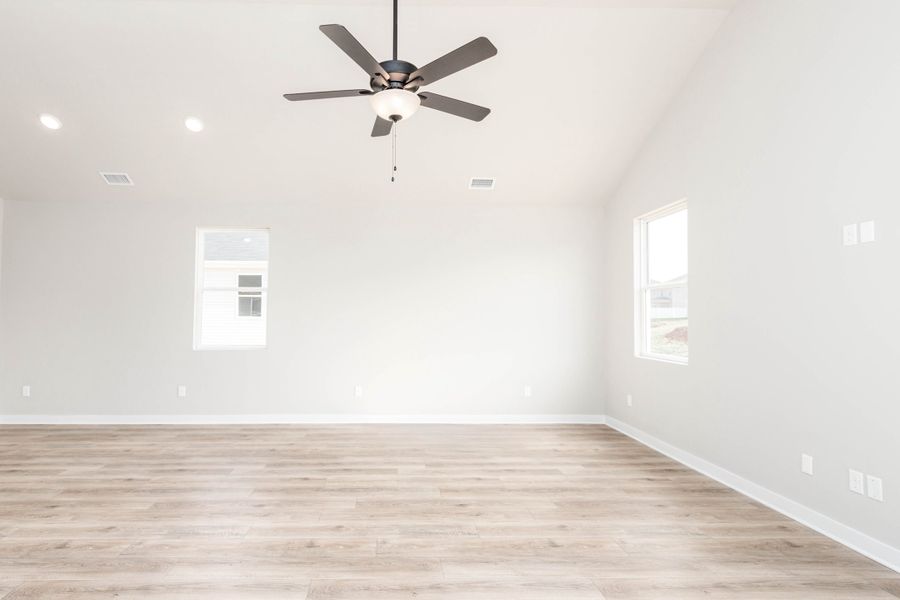 Representative unfurnished interior of a home built from the Longleaf by Nason Homes in Brady Estates, Murfreesboro (Image 17).