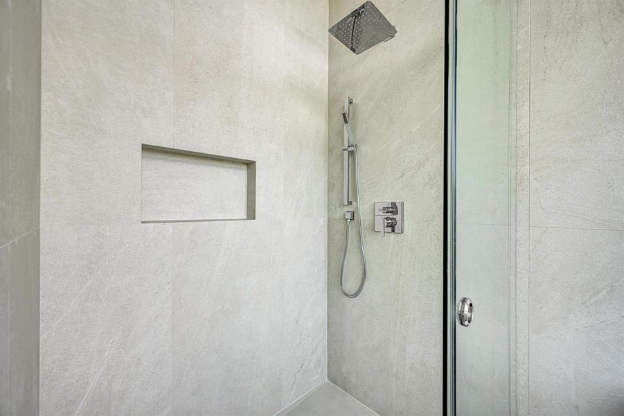 445 NE 11TH AVE-53 445 NE 11TH AVE-53