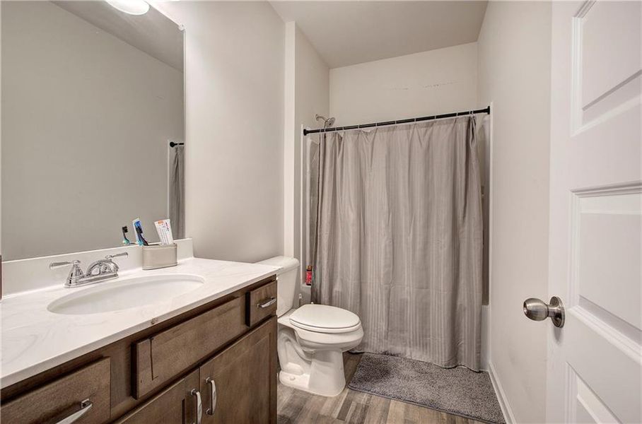 Furnished interior view inside a new home in , Cartersville (Image 5).