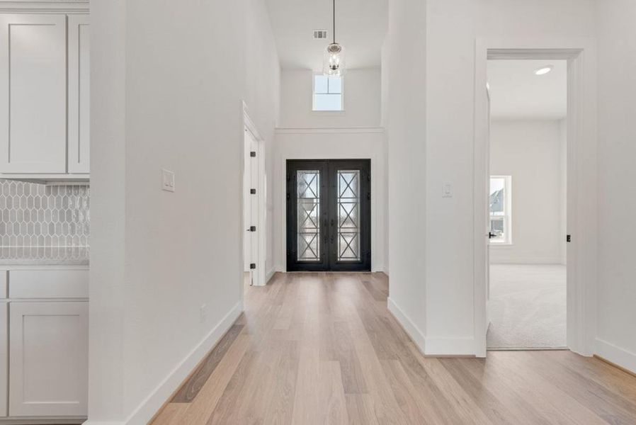 Spacious, unfurnished interior of a new home in Heath Golf & Yacht Club, Heath (Image 22). Spacious, unfurnished interior of a new home in Heath Golf & Yacht Club, Heath (Image 22).