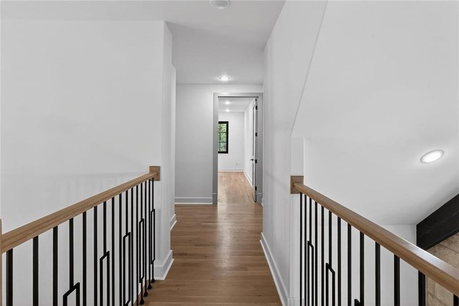 Spacious, unfurnished interior of a new home in , Roswell (Image 68).