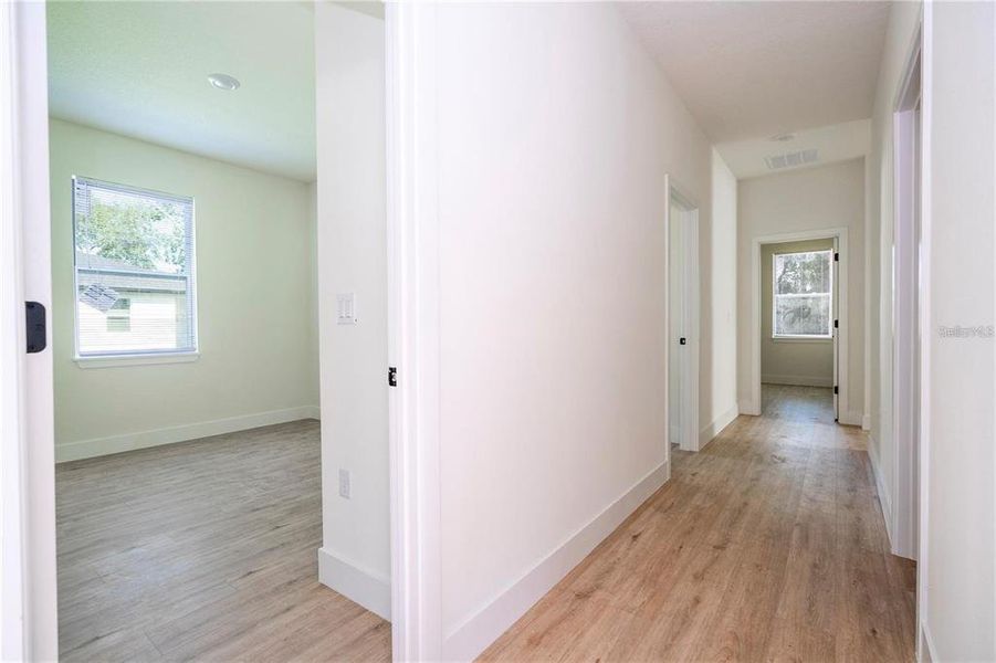 Spacious, unfurnished interior of a new home in , Apopka (Image 20).