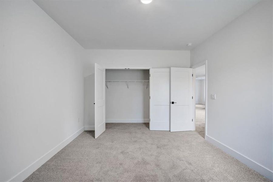 Spacious, unfurnished interior of a new home in Tuscany Hills, Douglasville (Image 29). Spacious, unfurnished interior of a new home in Tuscany Hills, Douglasville (Image 29).