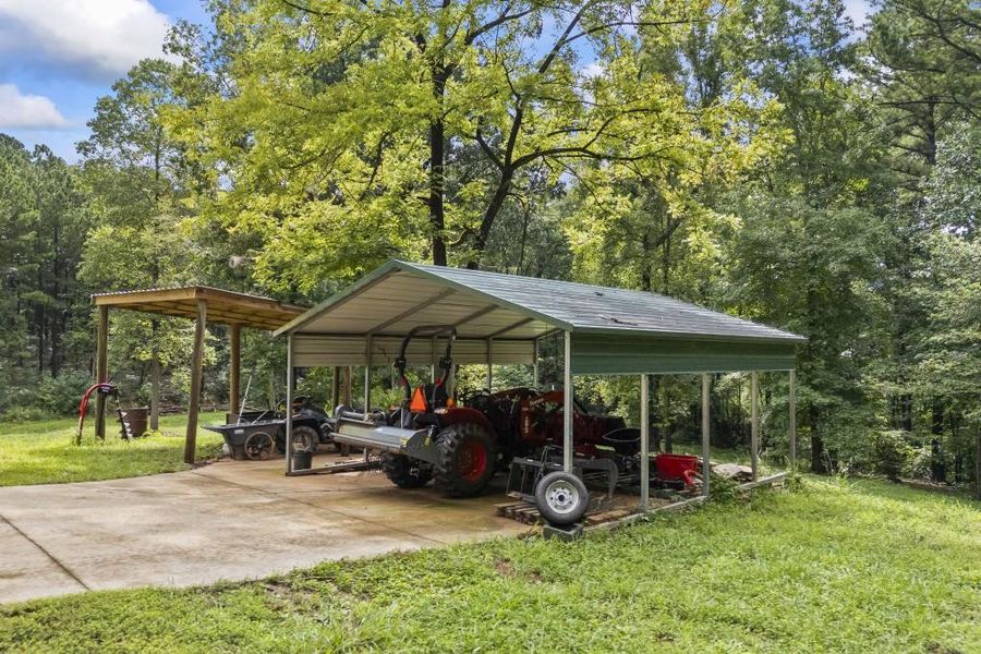 Front exterior of a new home in , Dawsonville, GA, highlighting curb appeal (Image 2). Front exterior of a new home in , Dawsonville, GA, highlighting curb appeal (Image 2).