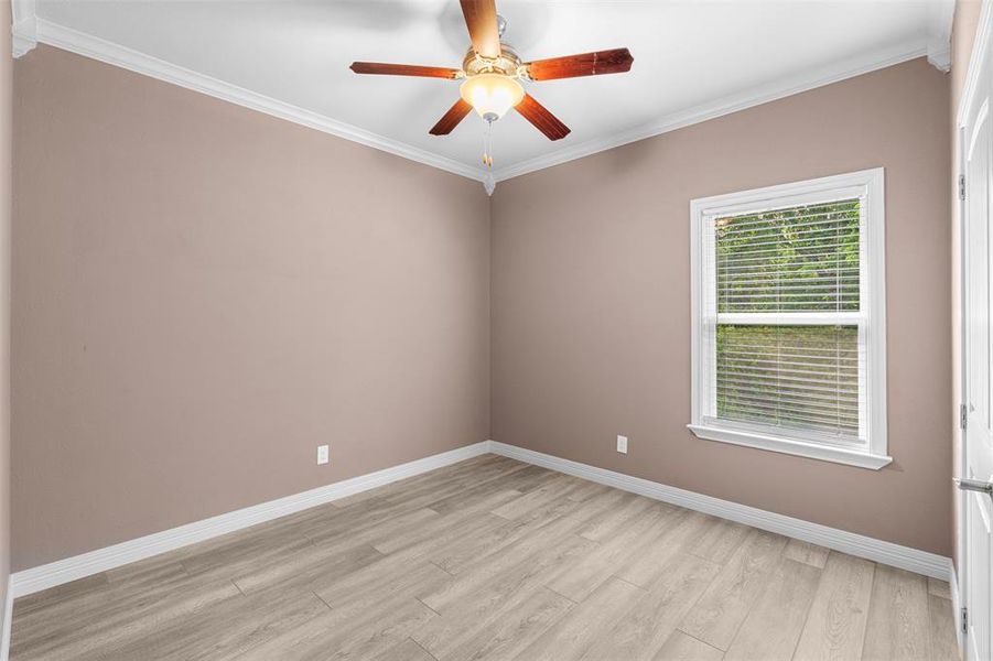 Spacious, unfurnished interior of a new home in , Corsicana (Image 31).